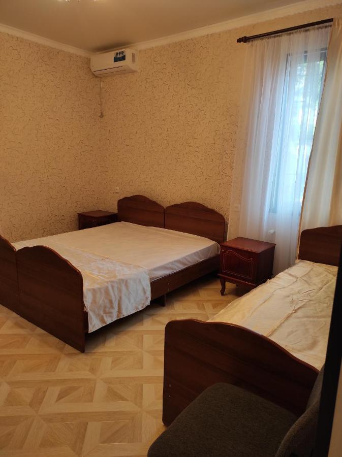 מלון סוקהום Гостевой Дом Лума מראה חיצוני תמונה